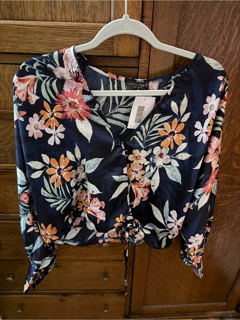 Dress Forum Los Angeles Floral Top New